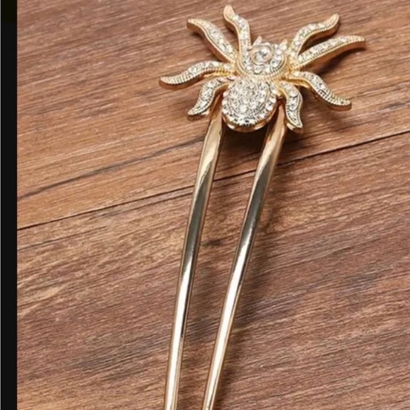 Accessories - Rhinestone spider 🕷️ hair stick